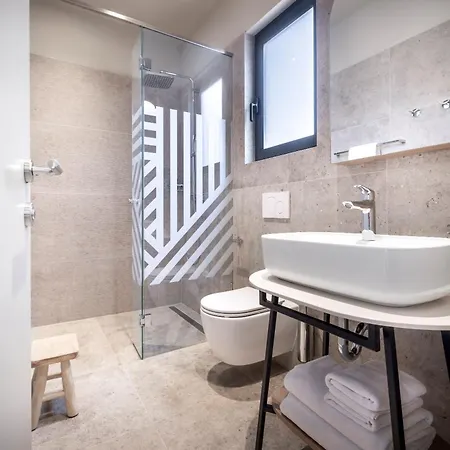 Places Hvar By Valamar Feriested 4*