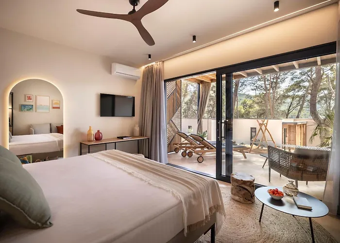 Places Hvar By Valamar 4*