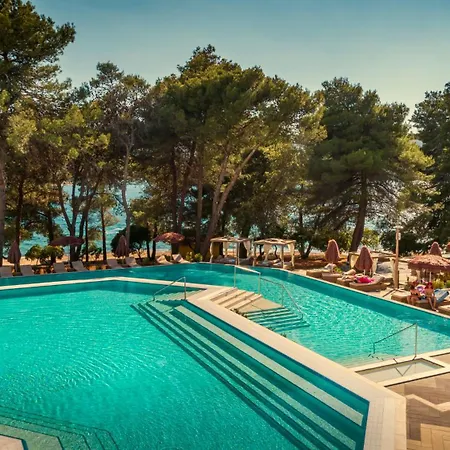 Resort Places Hvar By Valamar 4*