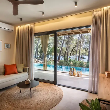 Places Hvar By Valamar Resort